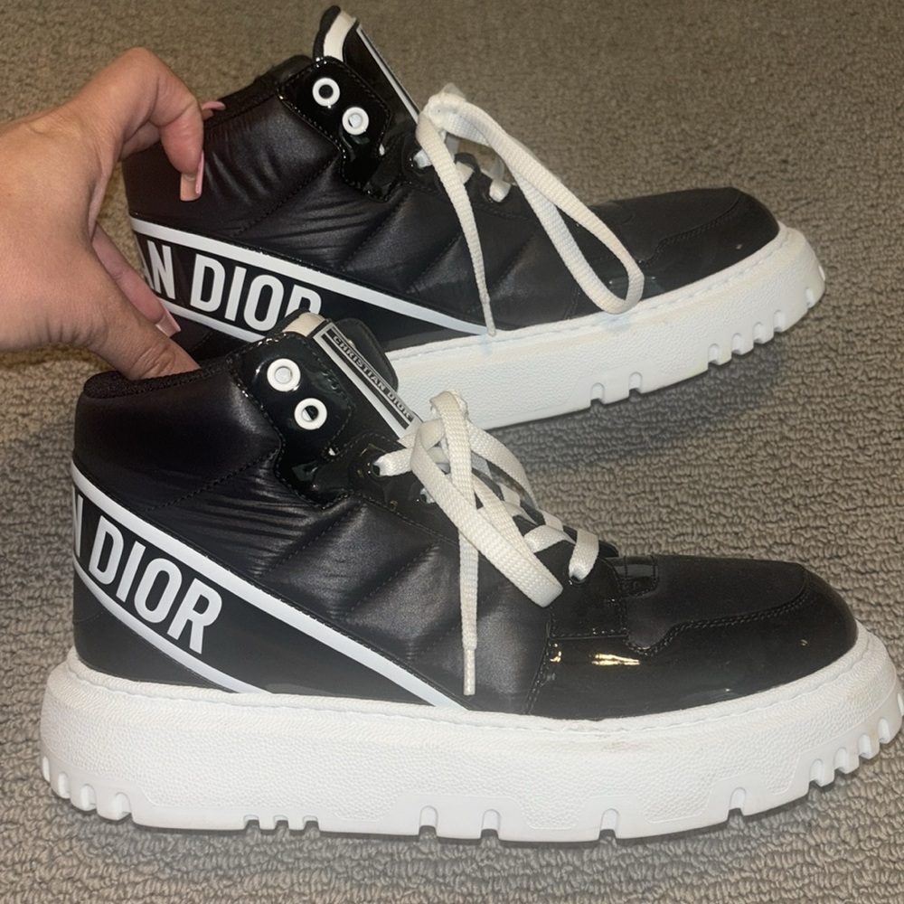 Women shoes - Picture 2 of 4